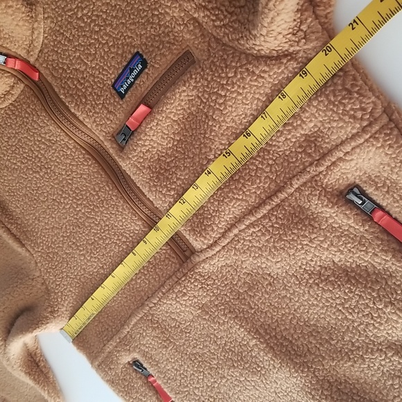 Patagonia Retro Pile Marsupial Fleece Pullover, Color: Beech Brown - Picture 7 of 8